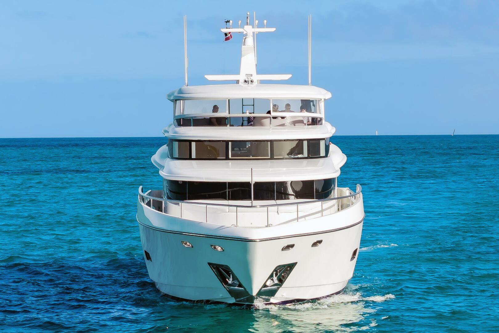 Johnson-93 Flybridge 2017-FITFO Fort Lauderdale-Florida-United States-93Johnson2017_401-5873048 | Thumbnail