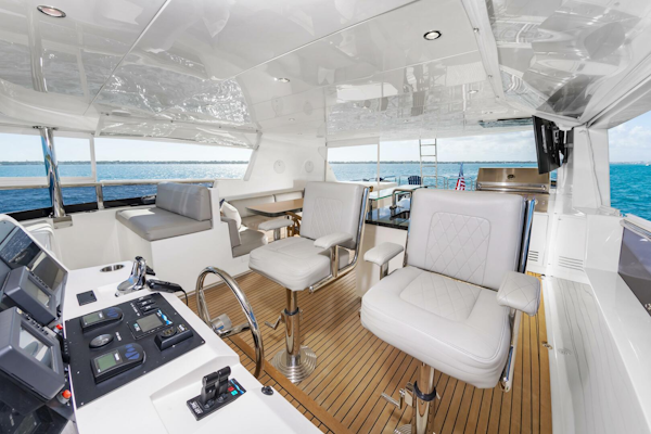 Johnson-93 Flybridge 2017-FITFO Fort Lauderdale-Florida-United States-93Johnson2017_410-5873057
