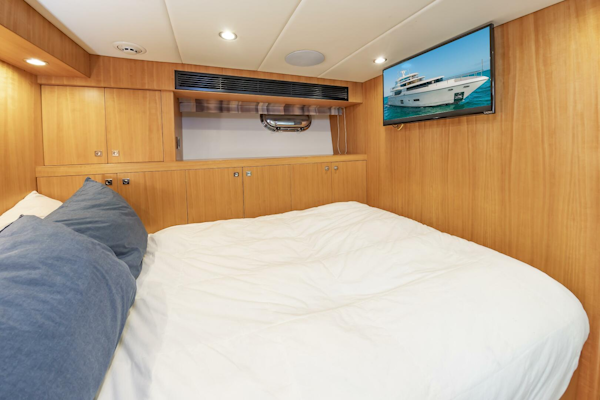 Johnson-93 Flybridge 2017-FITFO Fort Lauderdale-Florida-United States-93Johnson2017_501-5873148