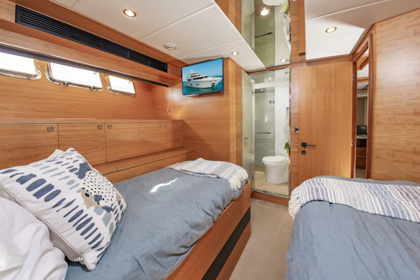 Johnson-93 Flybridge 2017-FITFO Fort Lauderdale-Florida-United States-93Johnson2017_484-5873131