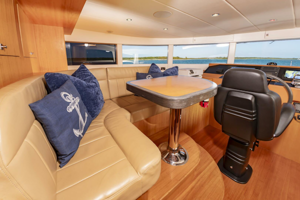 Johnson-93 Flybridge 2017-FITFO Fort Lauderdale-Florida-United States-93Johnson2017_442-5873089