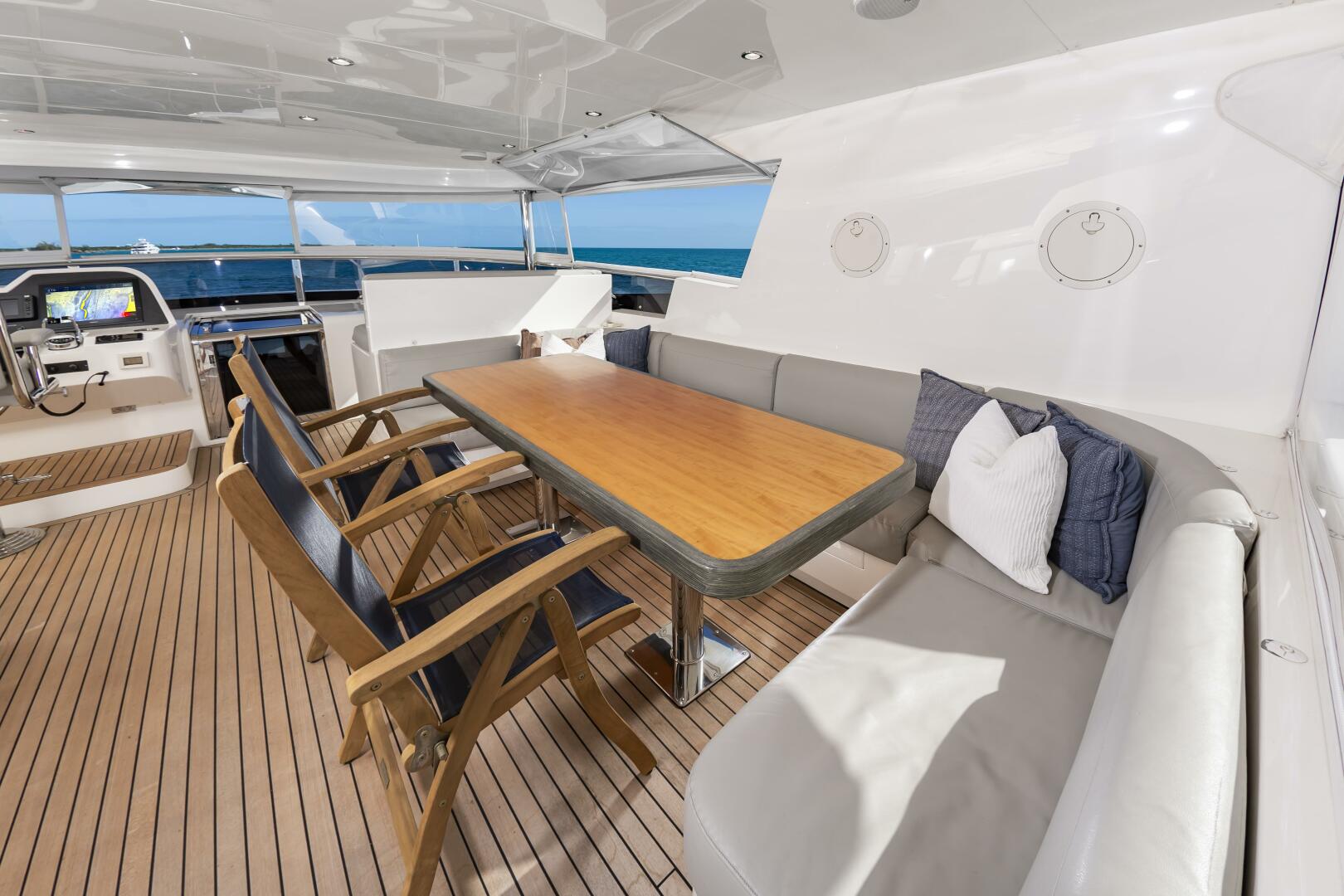 Johnson-93 Flybridge 2017-FITFO Fort Lauderdale-Florida-United States-93Johnson2017_413-5873060 | Thumbnail