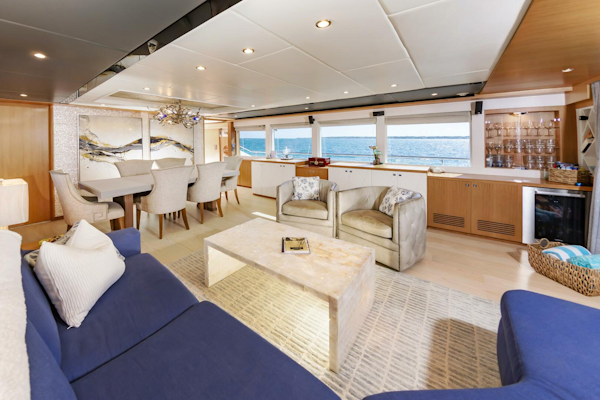 Johnson-93 Flybridge 2017-FITFO Fort Lauderdale-Florida-United States-93Johnson2017_428-5873075