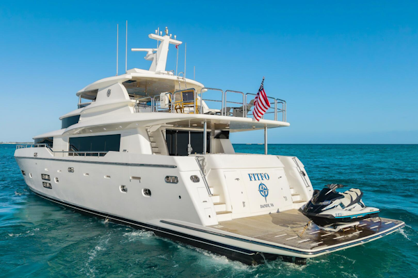 Johnson-93 Flybridge 2017-FITFO Fort Lauderdale-Florida-United States-93Johnson2017_404-5873051