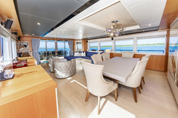 Johnson-93 Flybridge 2017-FITFO Fort Lauderdale-Florida-United States-93Johnson2017_431-5873078