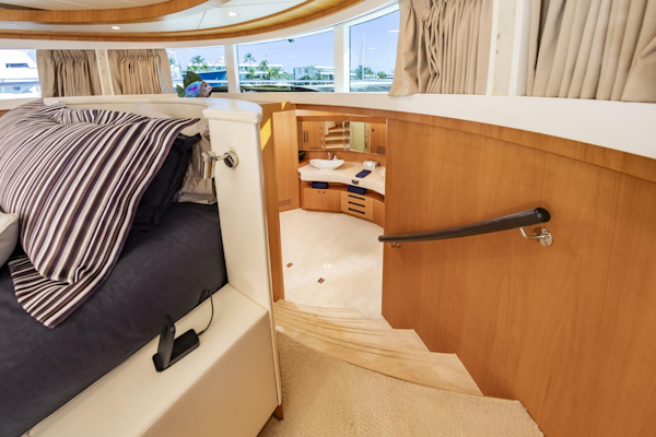 Johnson-93 Flybridge 2017-FITFO Fort Lauderdale-Florida-United States-93Johnson2017_451-5873098