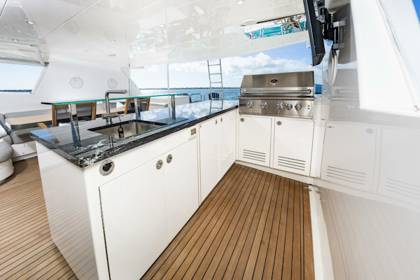 Johnson-93 Flybridge 2017-FITFO Fort Lauderdale-Florida-United States-93Johnson2017_415-5873062