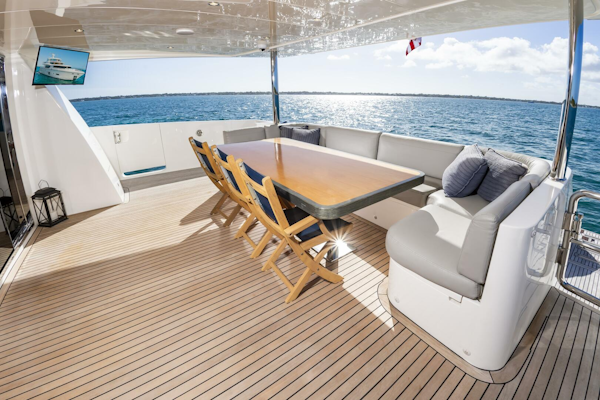 Johnson-93 Flybridge 2017-FITFO Fort Lauderdale-Florida-United States-93Johnson2017_423-5873070