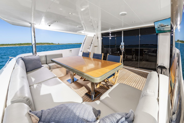 Johnson-93 Flybridge 2017-FITFO Fort Lauderdale-Florida-United States-93Johnson2017_421-5873068