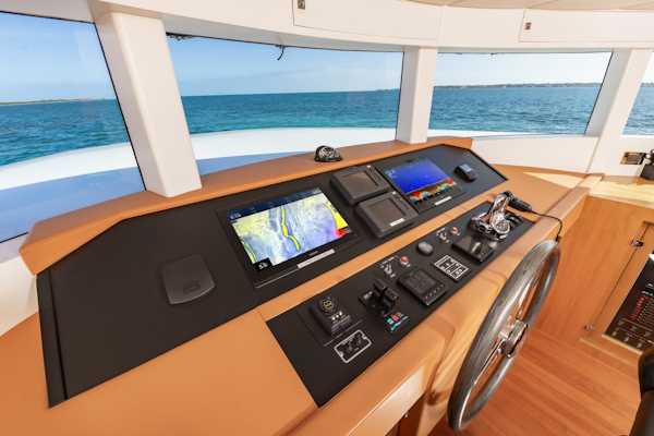 Johnson-93 Flybridge 2017-FITFO Fort Lauderdale-Florida-United States-93Johnson2017_441-5873088