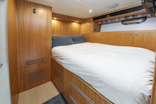 Johnson-93 Flybridge 2017-FITFO Fort Lauderdale-Florida-United States-93Johnson2017_500-5873147