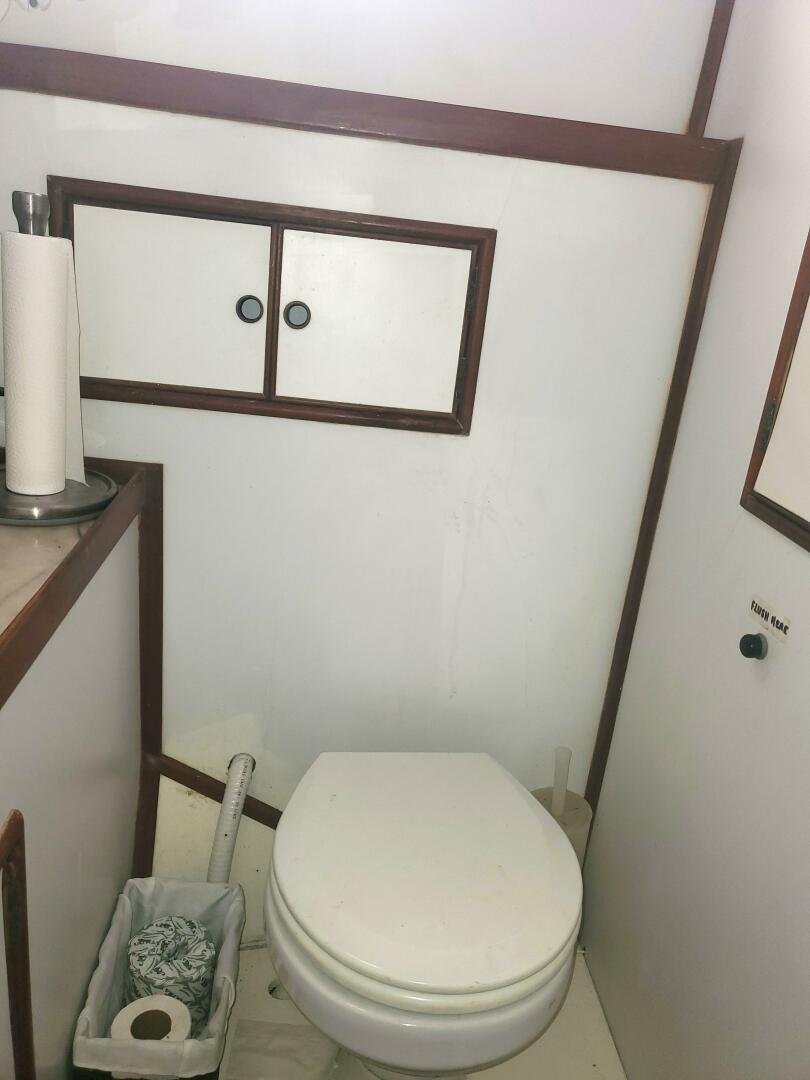 CHB-SEDAN-AFT CABIN 1981-KONA STAR Honolulu-Hawaii-United States-5881968 | Thumbnail