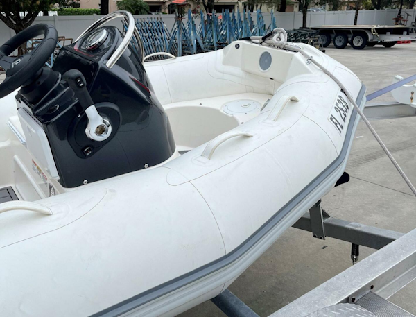 Zodiac-Yachtline 360 2024 -Stuart-Florida-United States-5900204