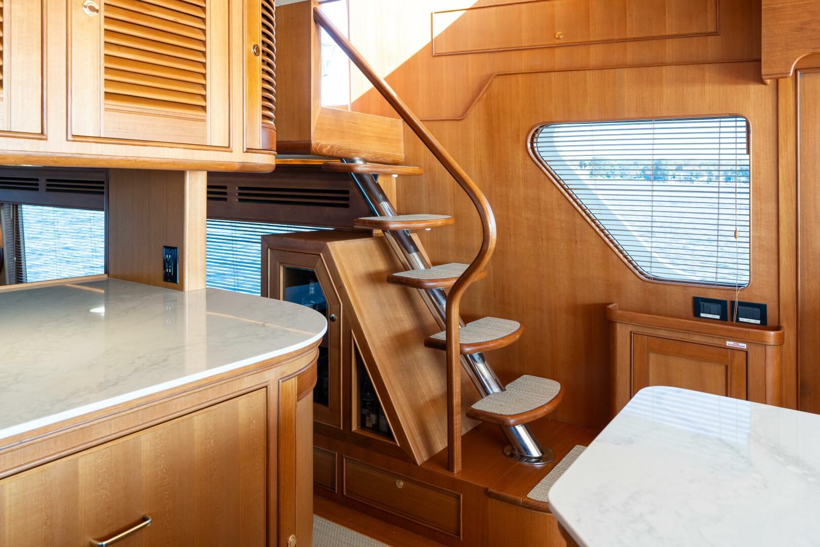 Marlow-72 E-CB 2007-GRIFFIN Annapolis-Maryland-United States-Marlow 72 GRIFFIN  Interior -5879094 | Thumbnail