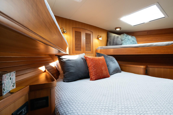 Marlow-72 E-CB 2007-GRIFFIN Annapolis-Maryland-United States-Marlow 72 GRIFFIN  VIP Guest Stateroom-5879155