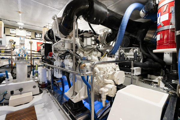 Marlow-72 E-CB 2007-GRIFFIN Annapolis-Maryland-United States-Marlow 72 GRIFFIN  Engine Room-5879205