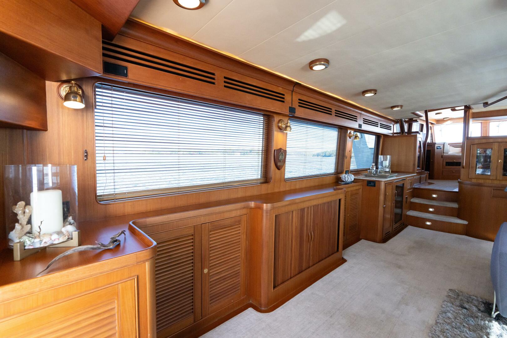 Marlow-72 E-CB 2007-GRIFFIN Annapolis-Maryland-United States-Marlow 72 GRIFFIN  Salon-5879103 | Thumbnail