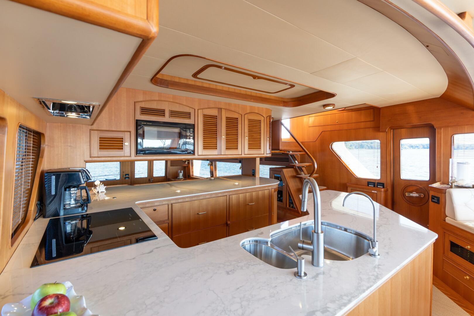 Marlow-72 E-CB 2007-GRIFFIN Annapolis-Maryland-United States-Marlow 72 GRIFFIN  Galley-5879130 | Thumbnail