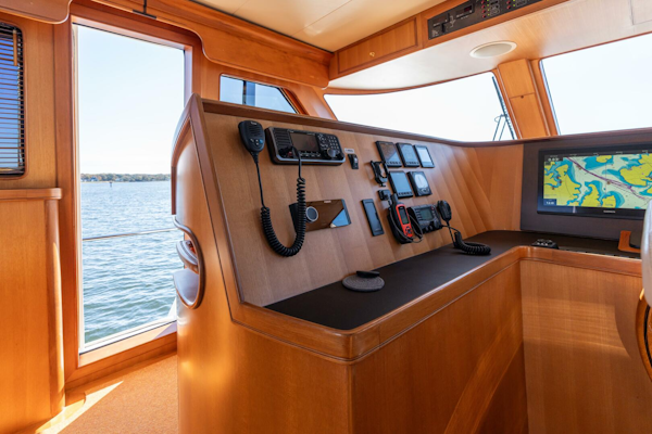 Marlow-72 E-CB 2007-GRIFFIN Annapolis-Maryland-United States-Marlow 72 GRIFFIN  Command Bridge Helm-5879089