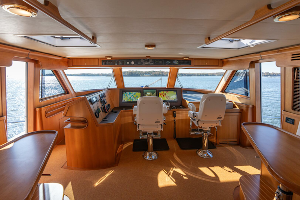 Marlow-72 E-CB 2007-GRIFFIN Annapolis-Maryland-United States-Marlow 72 GRIFFIN  Command Bridge Helm-5879086