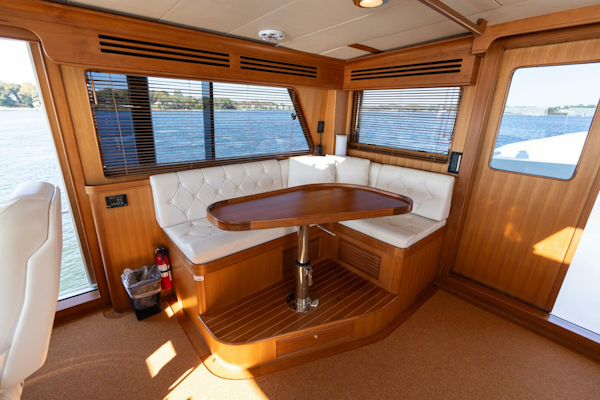 Marlow-72 E-CB 2007-GRIFFIN Annapolis-Maryland-United States-Marlow 72 GRIFFIN  Command Bridge Seating-5879092