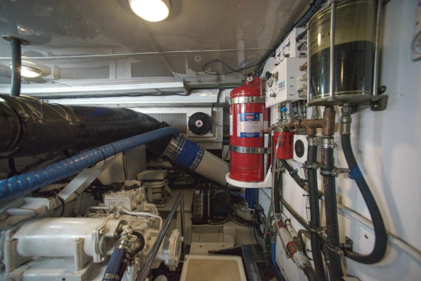Marlow-Explorer 2009-GOOD ANSWER Key Largo-Florida-United States-Engine Room-5882534