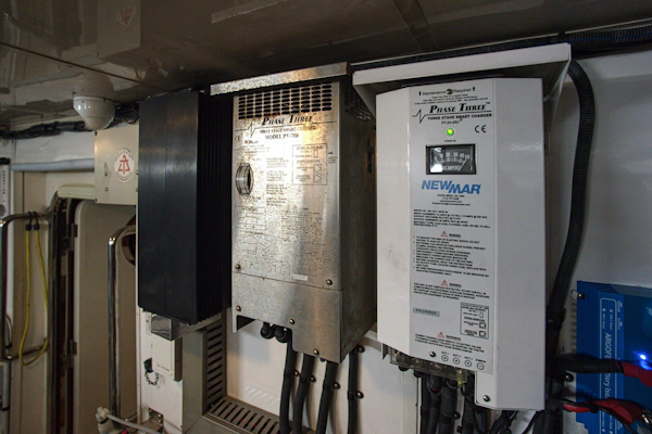 Marlow-Explorer 2009-GOOD ANSWER Key Largo-Florida-United States-Electrical Panels-5882542
