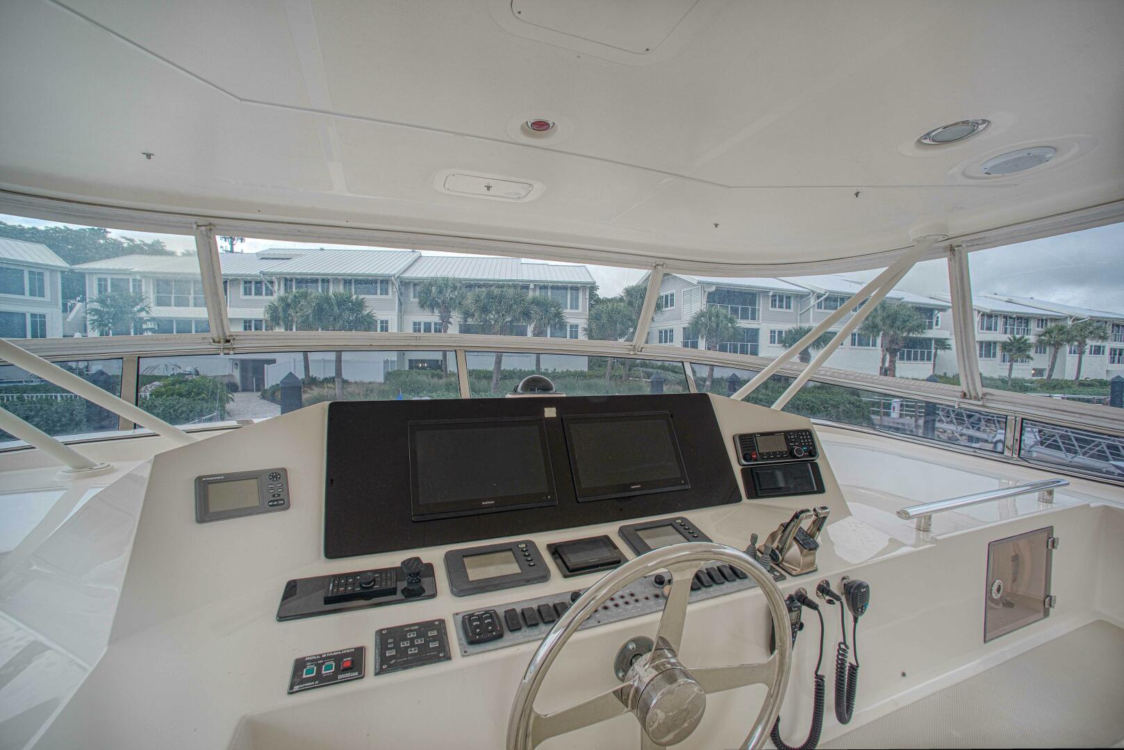 Marlow-Explorer 2009-GOOD ANSWER Key Largo-Florida-United States-Helm-5882515 | Thumbnail
