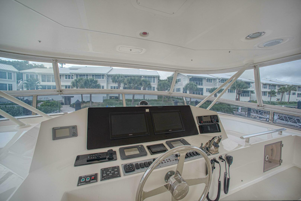 Marlow-Explorer 2009-GOOD ANSWER Key Largo-Florida-United States-Helm-5882515