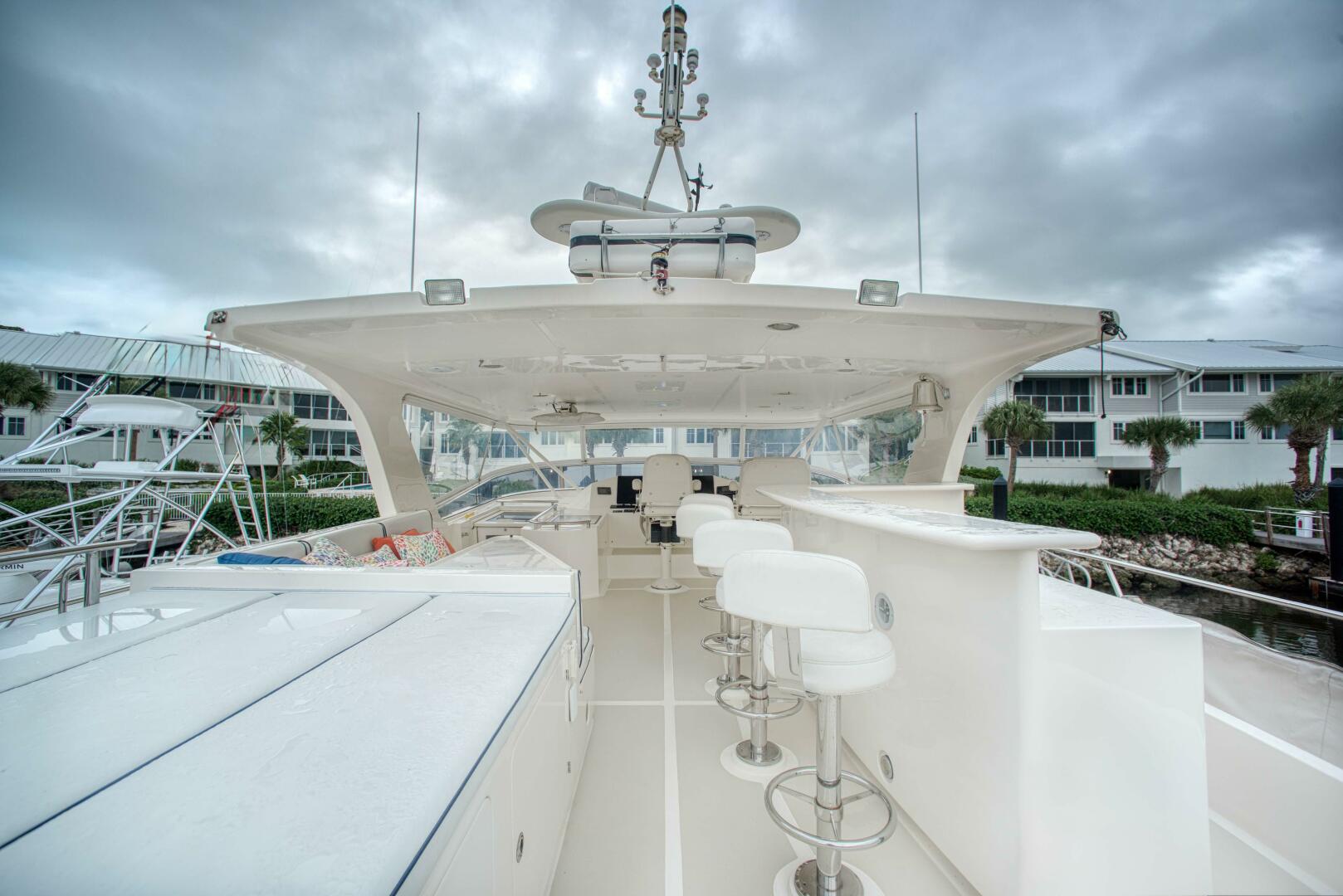 Marlow-Explorer 2009-GOOD ANSWER Key Largo-Florida-United States-Outdoor Bar Facing Forward-5882513 | Thumbnail