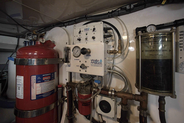 Marlow-Explorer 2009-GOOD ANSWER Key Largo-Florida-United States-Fire Supression System and Filtration System-5882543