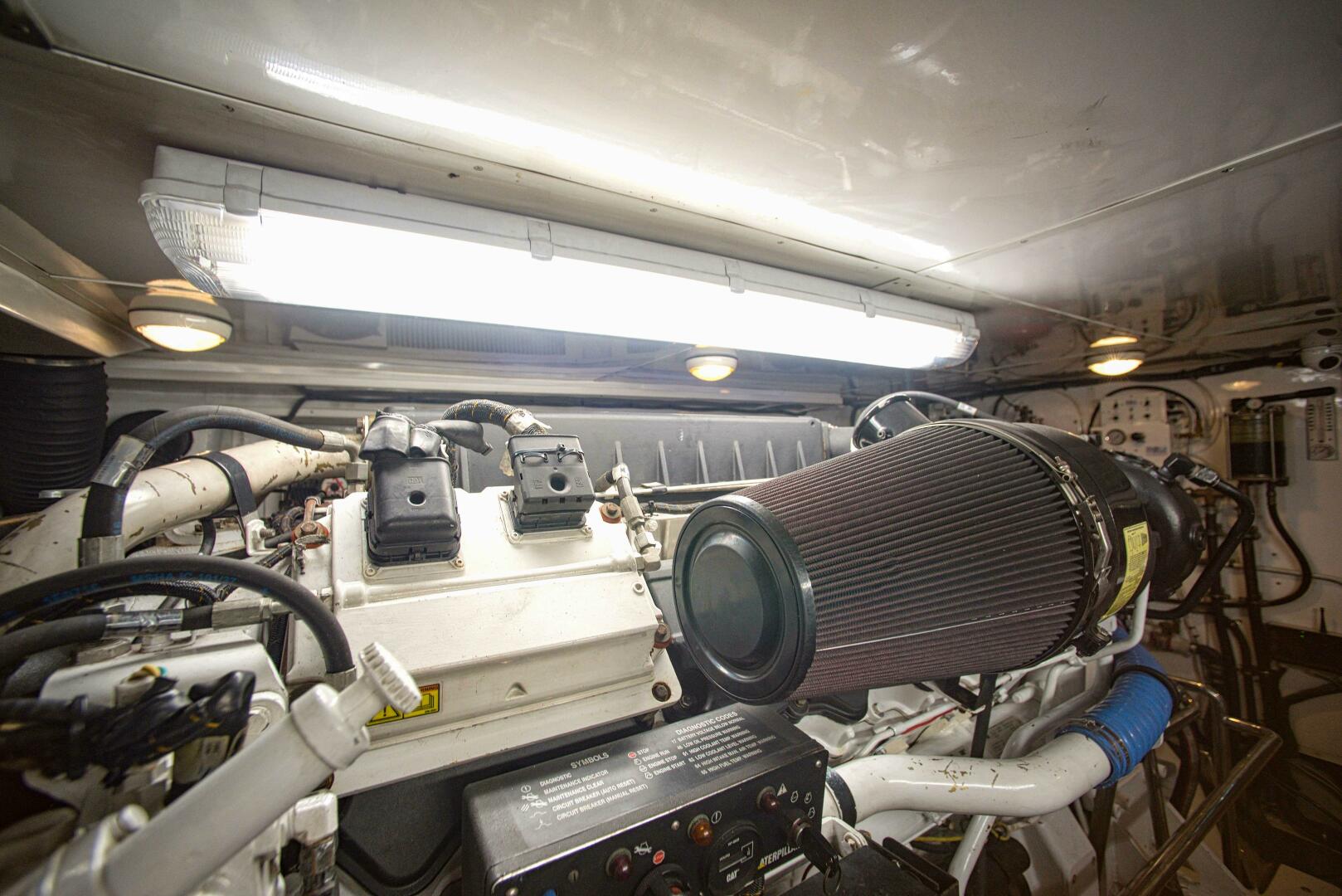 Marlow-Explorer 2009-GOOD ANSWER Key Largo-Florida-United States-Engine Room-5882539 | Thumbnail