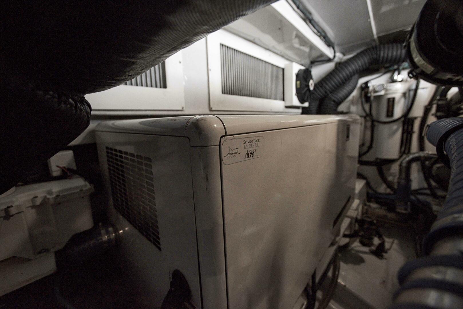 Marlow-Explorer 2009-GOOD ANSWER Key Largo-Florida-United States-Engine Room-5882541 | Thumbnail