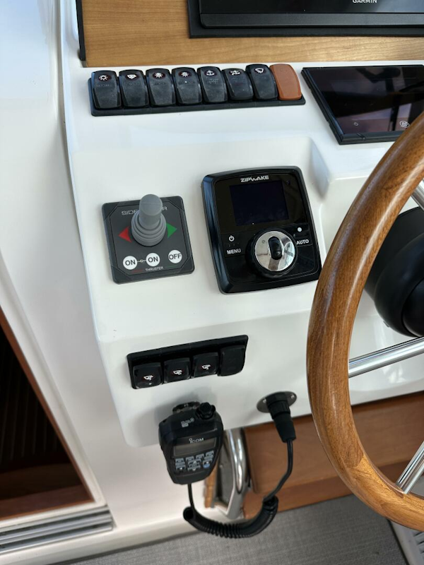 Back Cove-34O 2022-SHES A LADY Palm City-Florida-United States-Back Cove 34 SHES A LADY  Helm-5883198