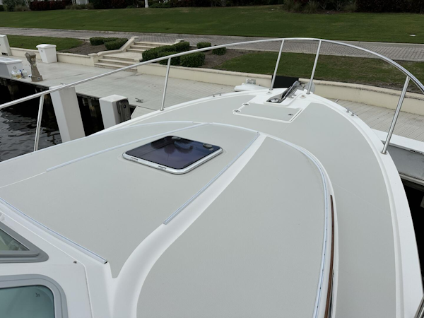 Back Cove-34O 2022-SHES A LADY Palm City-Florida-United States-Back Cove 34 SHES A LADY  Exterior Bow-5883103