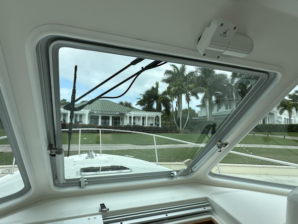 Back Cove-34O 2022-SHES A LADY Palm City-Florida-United States-Back Cove 34 SHES A LADY  Helm-5883116