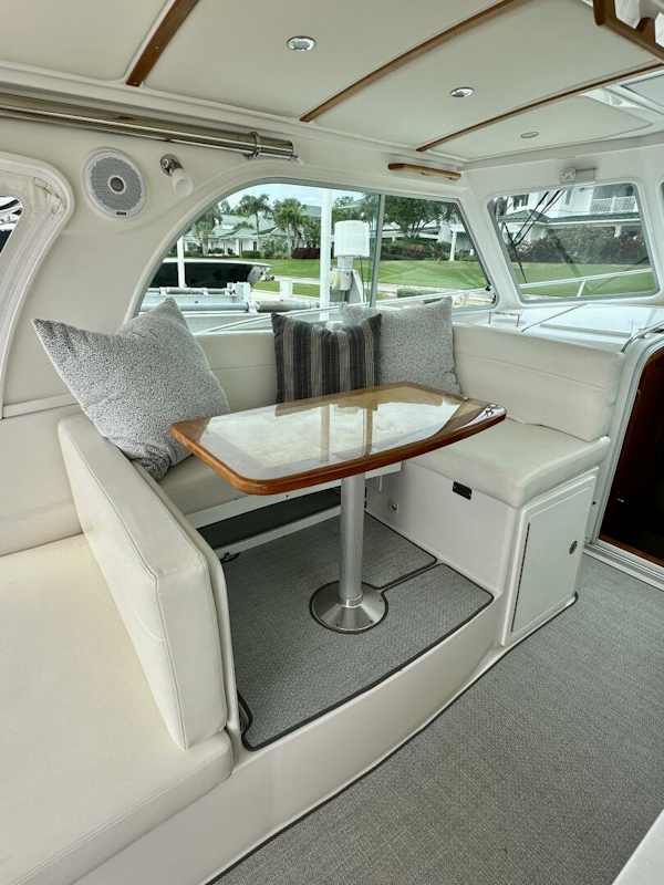 Back Cove-34O 2022-SHES A LADY Palm City-Florida-United States-Back Cove 34 SHES A LADY  Cockpit Seating-5883115