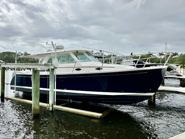 Back Cove-34O 2022-SHES A LADY Palm City-Florida-United States-Back Cove 34 SHES A LADY  Exterior-5883097