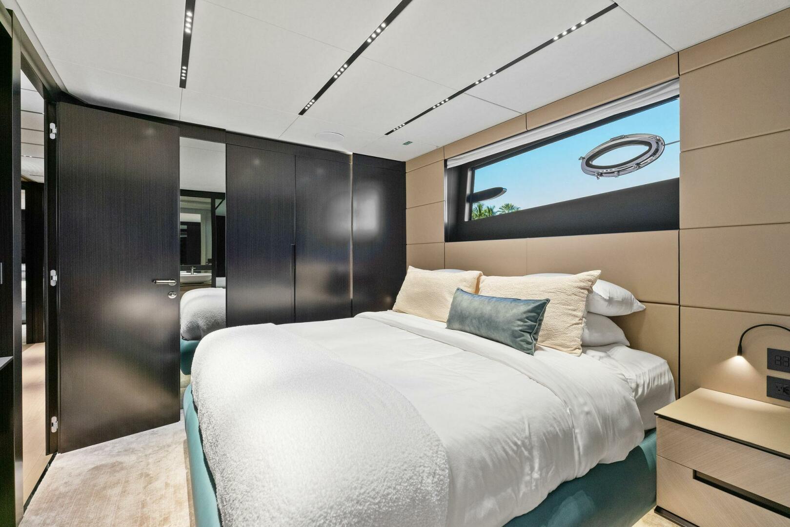 Pershing-GTX Motoryacht 2023-Caffeine Miami-Florida-United States-5886888 | Thumbnail