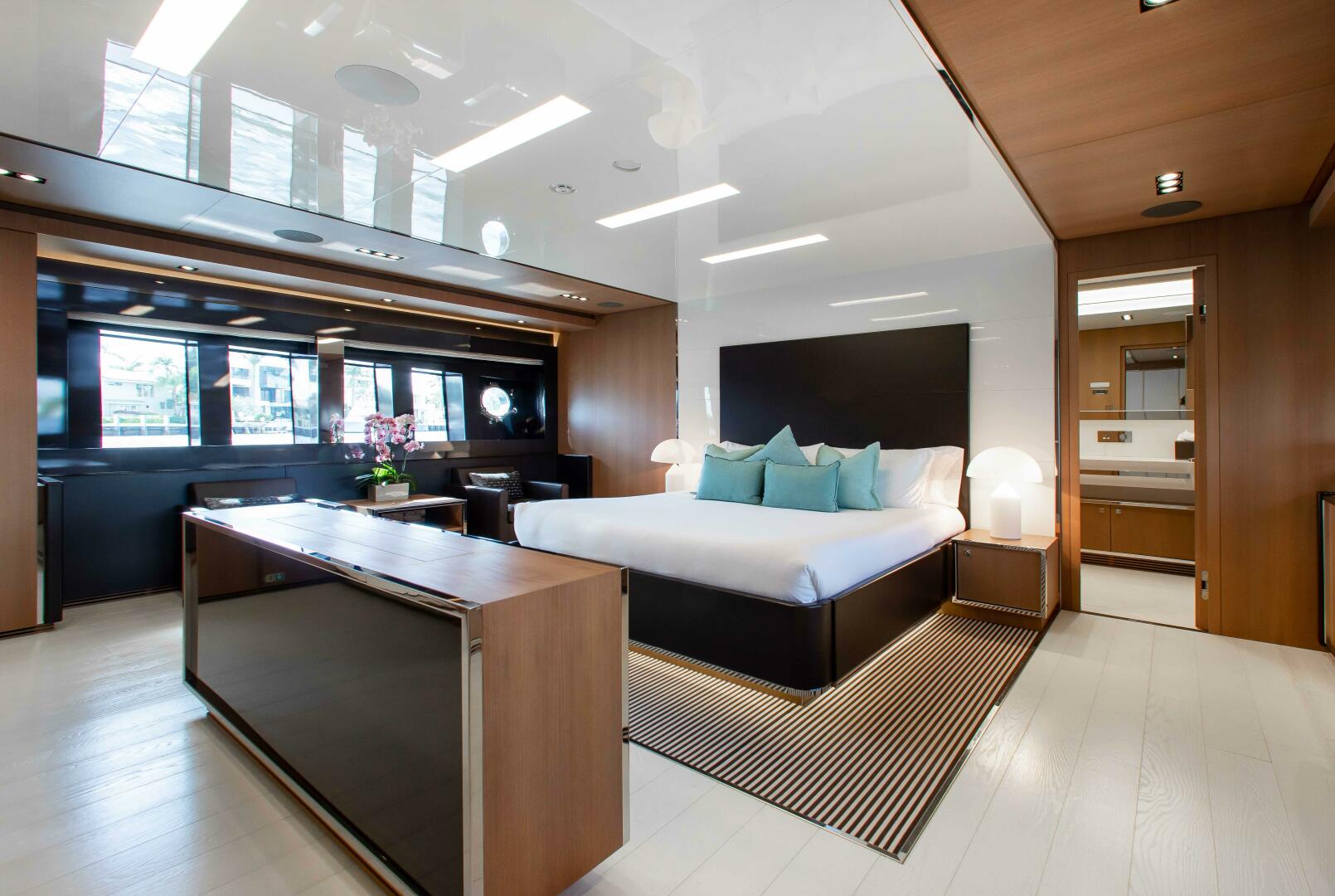 Riva-Mythos 2014-Chop Chop Fort Lauderdale-Florida-United States-5887305 | Thumbnail