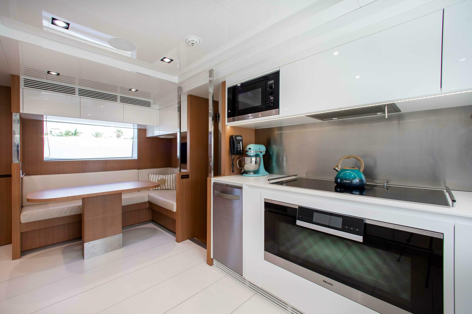 Riva-Mythos 2014-Chop Chop Fort Lauderdale-Florida-United States-5887296 | Thumbnail