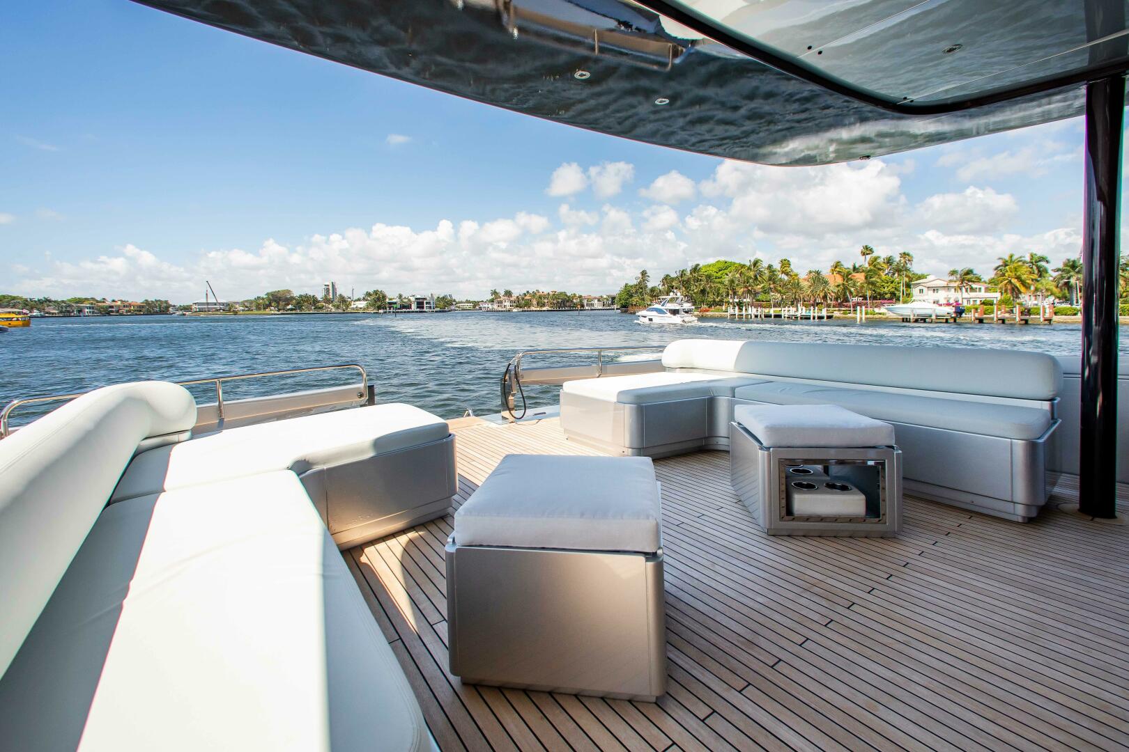 Riva-Mythos 2014-Chop Chop Fort Lauderdale-Florida-United States-5887279 | Thumbnail