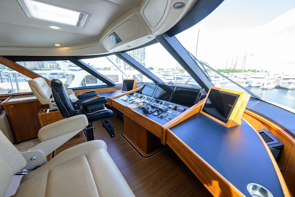 Viking-92 Enclosed Bridge 2017-SPECULATOR Palm Beach -Florida-United States-Viking  92 SPECULATOR  Skybridge Helm-5888558