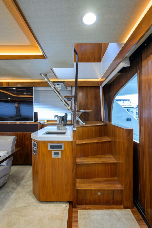Viking-92 Enclosed Bridge 2017-SPECULATOR Palm Beach -Florida-United States-Viking  92 SPECULATOR  Salon-5888597