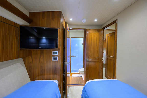 Viking-92 Enclosed Bridge 2017-SPECULATOR Palm Beach -Florida-United States-Viking  92 SPECULATOR  Twin Guest Stateroom-5888630