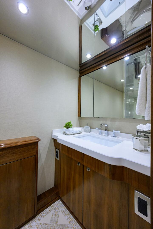 Viking-92 Enclosed Bridge 2017-SPECULATOR Palm Beach -Florida-United States-Viking  92 SPECULATOR  Master Stateroom Ensuite Head-5888614