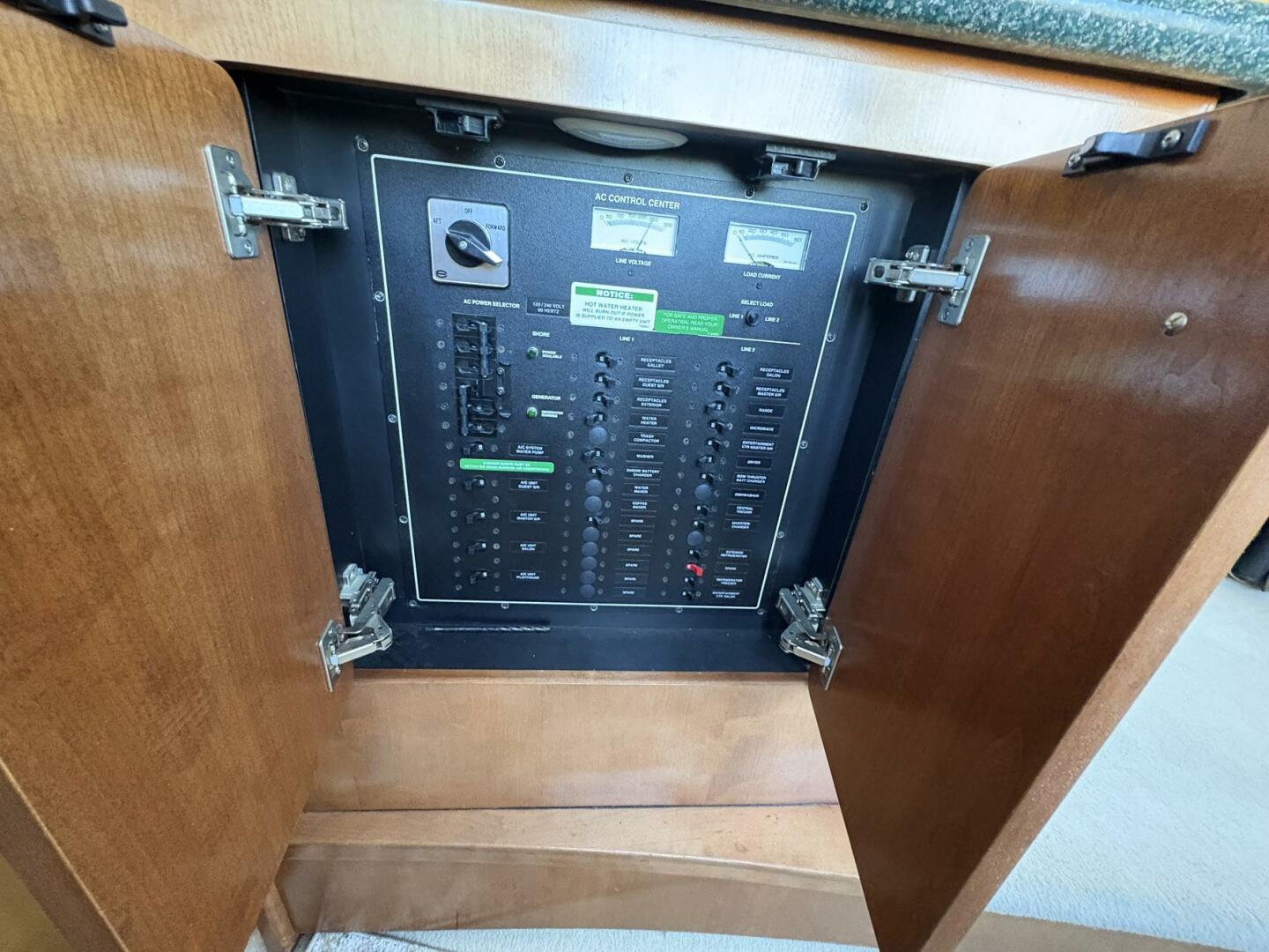 Carver-530 Voyager Pilothouse 1999-Isla Swintono Murrells Inlet-South Carolina-United States-5890899 | Thumbnail