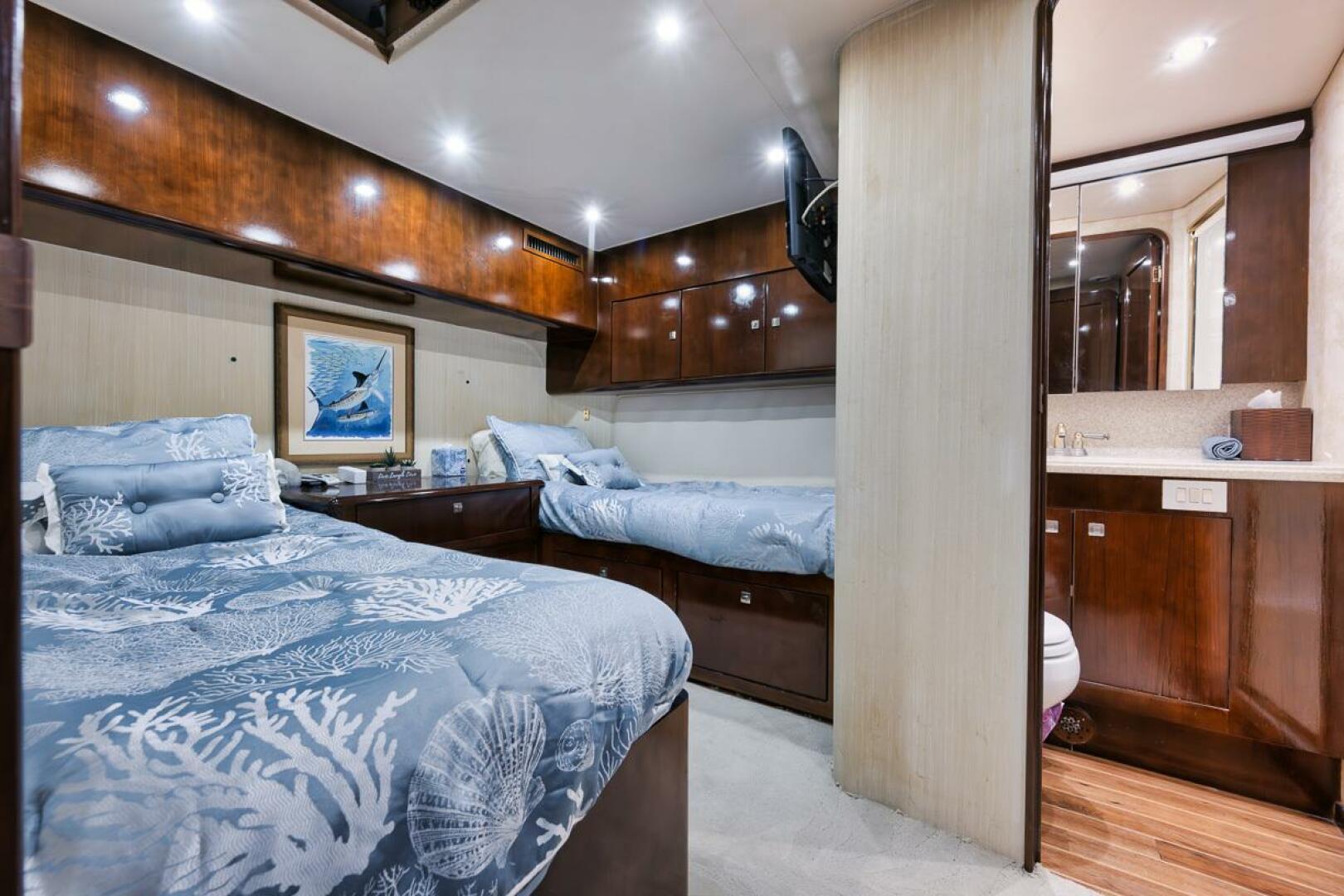 Ocean-73 Super Sport 2005-UNCONQUERED Riviera Beach-Florida-United States-Ocean 73 UNCONQUERED  Guest Stateroom-5892489 | Thumbnail