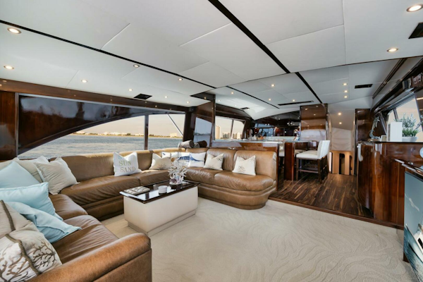Ocean-73 Super Sport 2005-UNCONQUERED Riviera Beach-Florida-United States-Ocean 73 UNCONQUERED  Salon Seating-5892476
