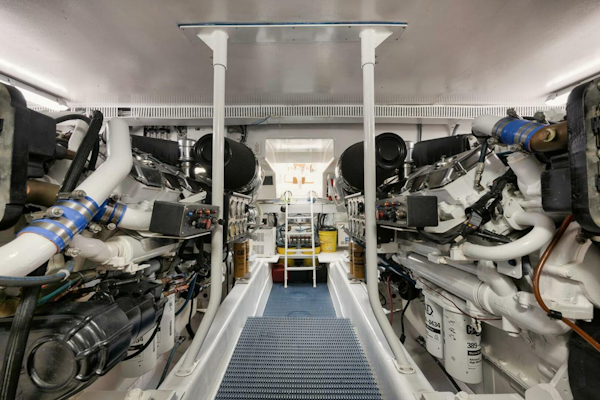 Ocean-73 Super Sport 2005-UNCONQUERED Riviera Beach-Florida-United States-Ocean 73 UNCONQUERED  Engine Room-5892503